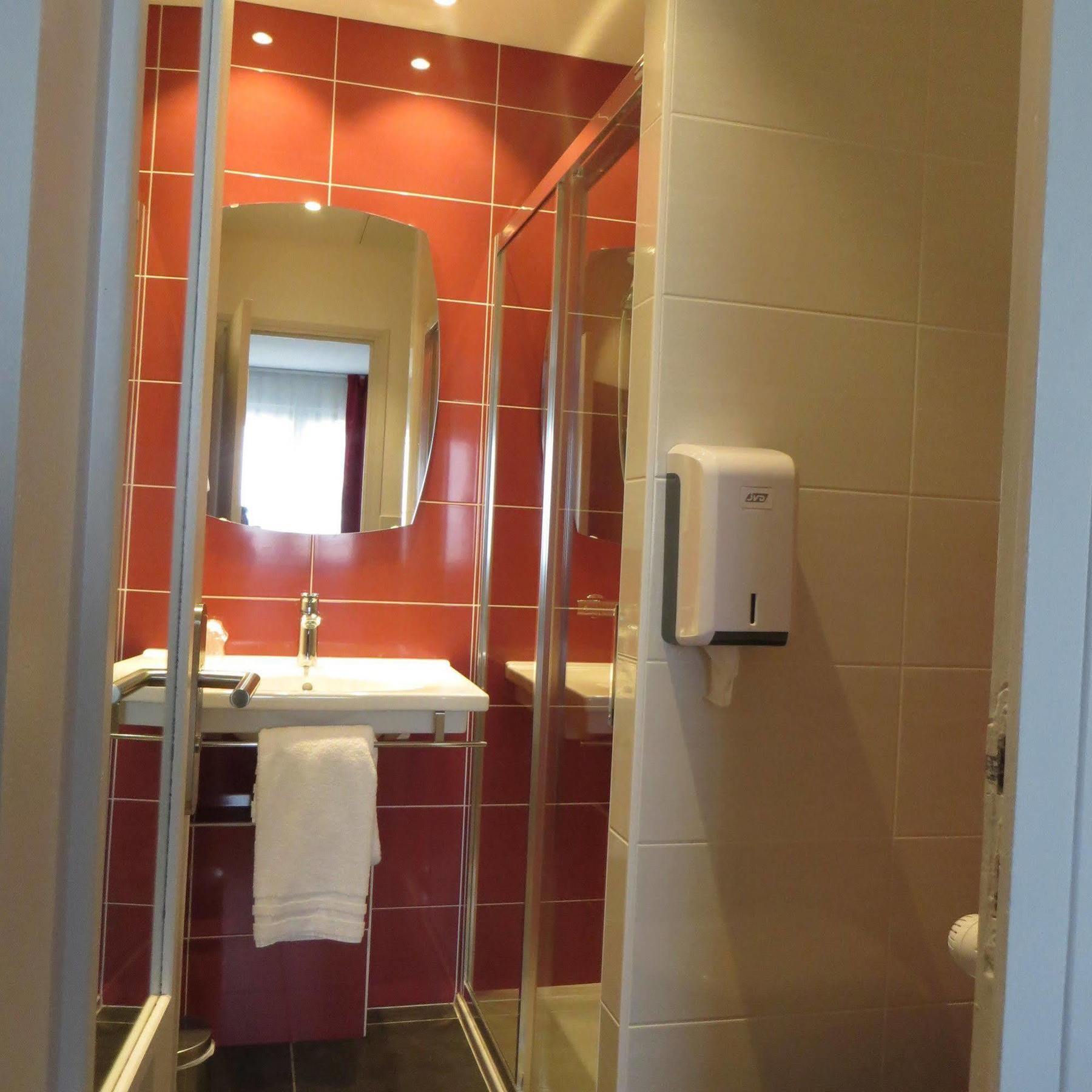Brit Hotel Dijon Hermes Couchey ภายนอก รูปภาพ